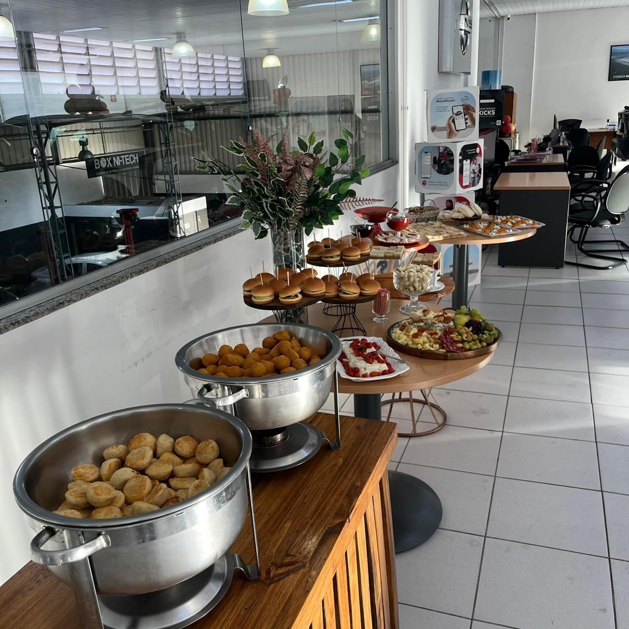 Coffee break montado em empresa